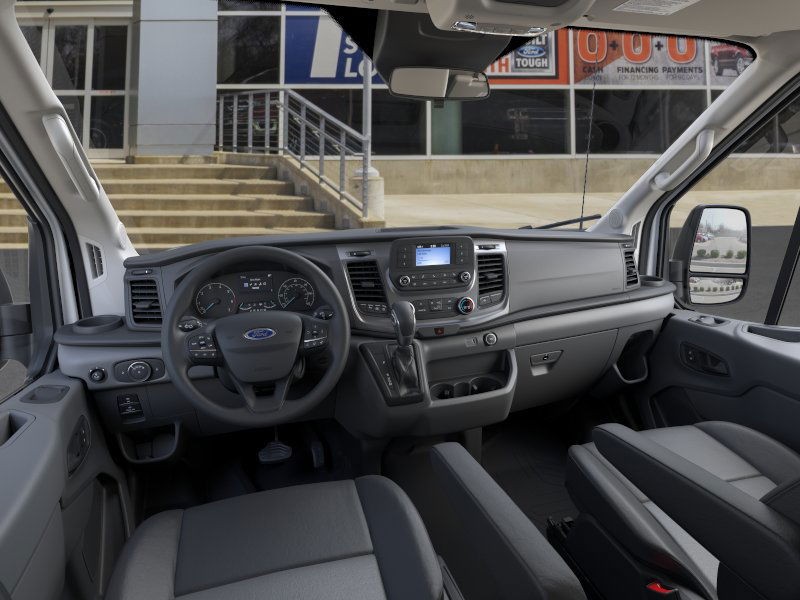 Ford Transit Passenger Wagon Vehicle Image 09