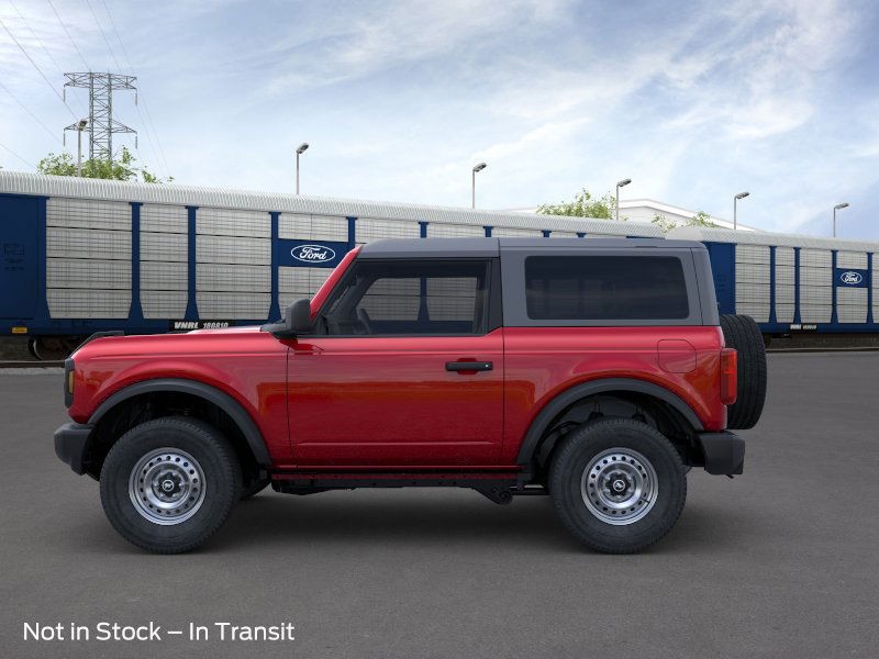 Ford Bronco Vehicle Image 03