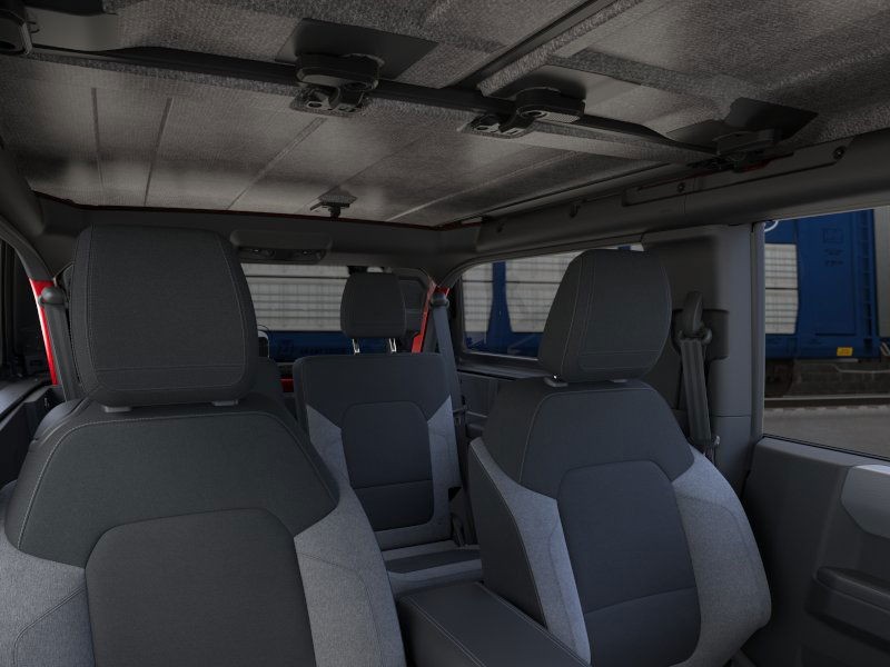 Ford Bronco Vehicle Image 12