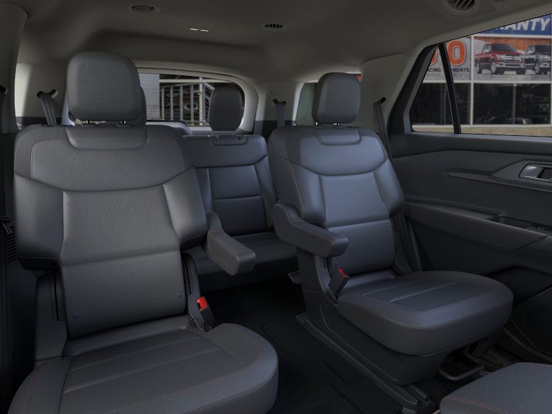 Ford Explorer Vehicle Image 11
