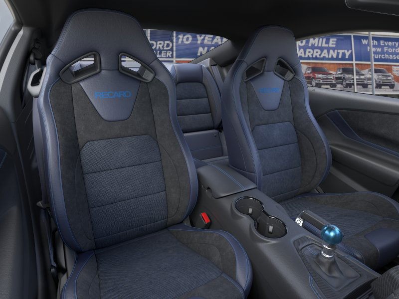 Ford Mustang Vehicle Image 10