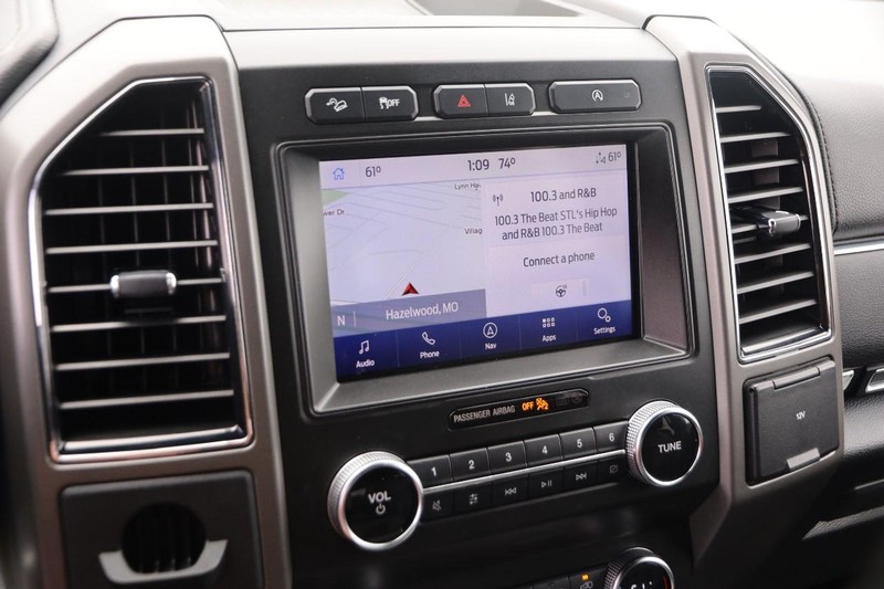 Ford Expedition Vehicle Image 18