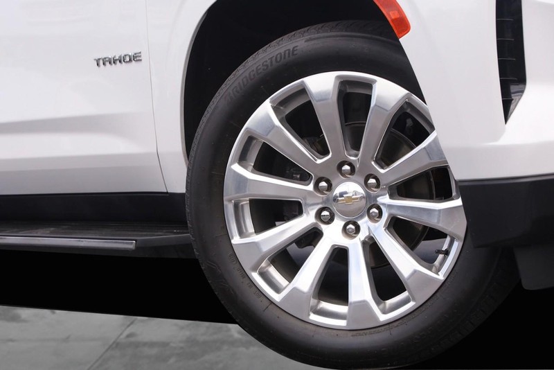 Chevrolet Tahoe Vehicle Image 03