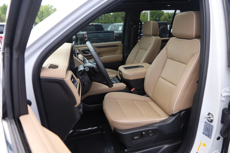 Chevrolet Tahoe Vehicle Image 11