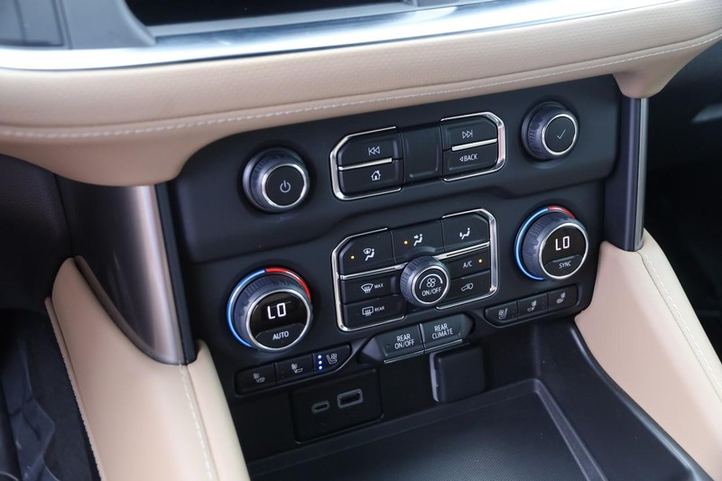 Chevrolet Tahoe Vehicle Image 21