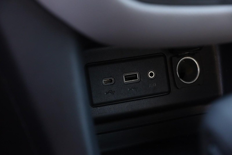 Chevrolet Equinox Vehicle Image 19