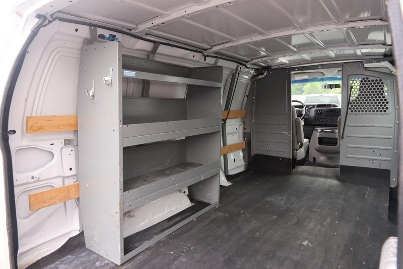 Ford Econoline Cargo Van Vehicle Image 08