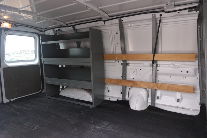 Ford Econoline Cargo Van Vehicle Image 23