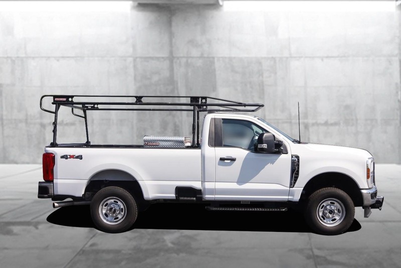 Ford Super Duty F-250 SRW Vehicle Image 05