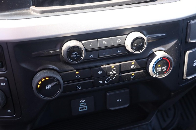 Ford Super Duty F-250 SRW Vehicle Image 18