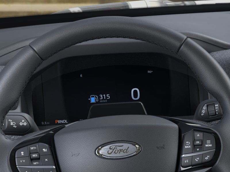 Ford Explorer Vehicle Image 13