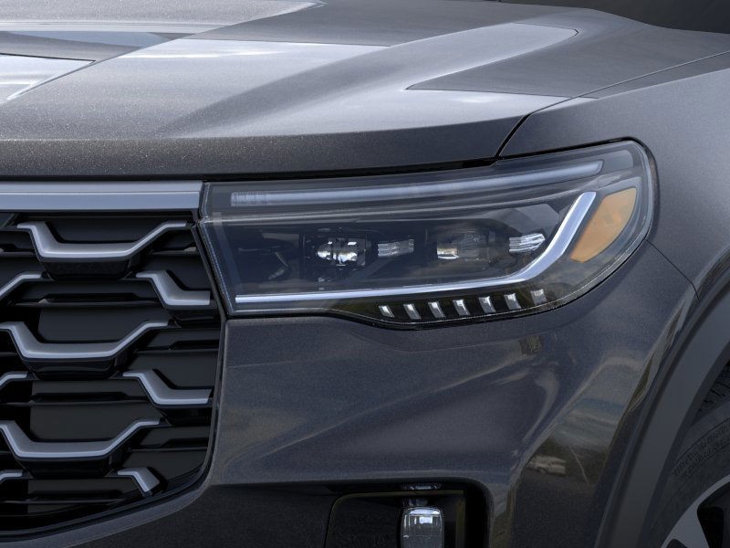 Ford Explorer Vehicle Image 18