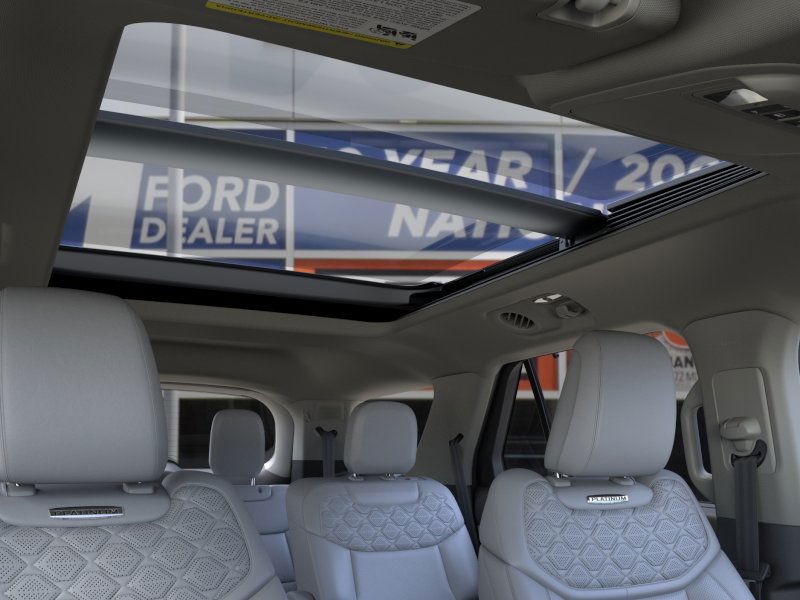 Ford Explorer Vehicle Image 22
