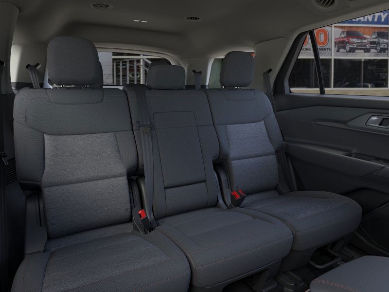 Ford Explorer Vehicle Image 11