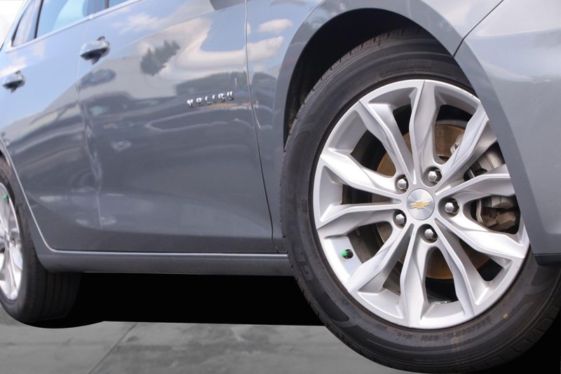 Chevrolet Malibu Vehicle Image 03