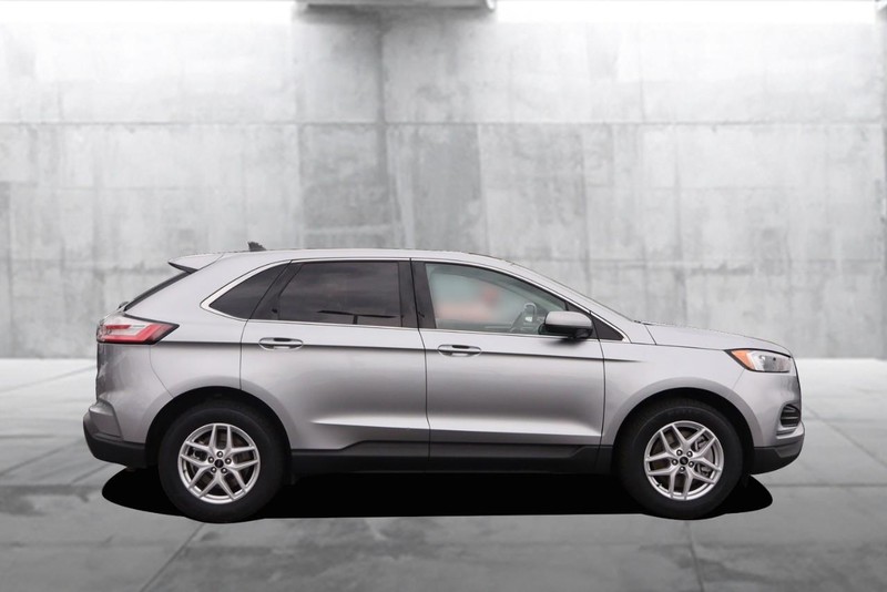 Ford Edge Vehicle Image 05