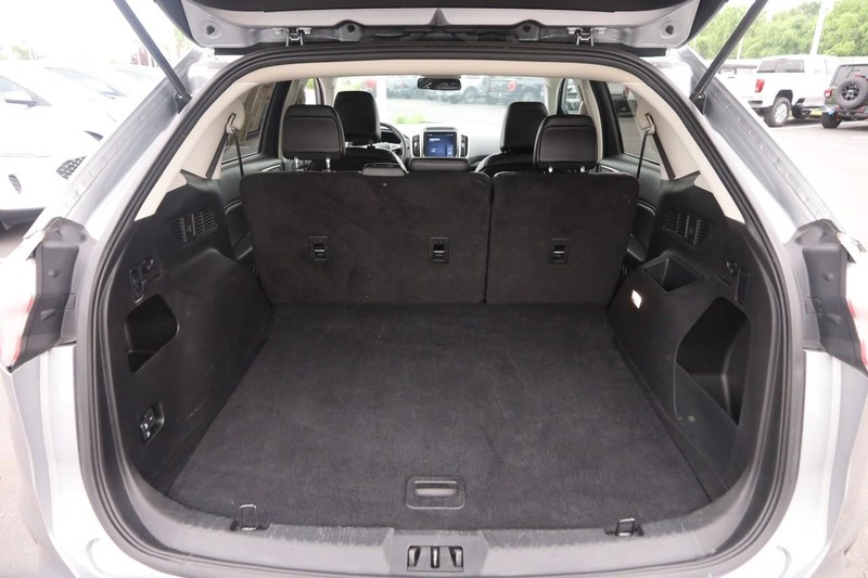 Ford Edge Vehicle Image 07