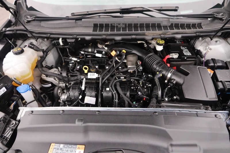Ford Edge Vehicle Image 25