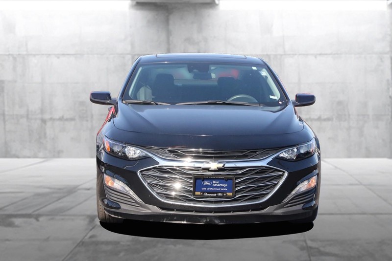 Chevrolet Malibu Vehicle Image 04