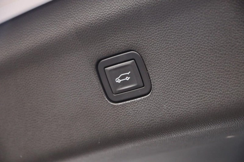 Buick Enclave Vehicle Image 08