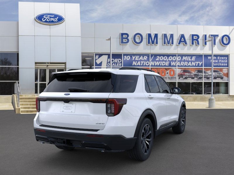 Ford Explorer Vehicle Image 08