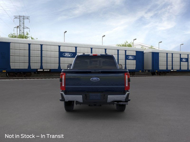 Ford Super Duty F-350 SRW Vehicle Image 05