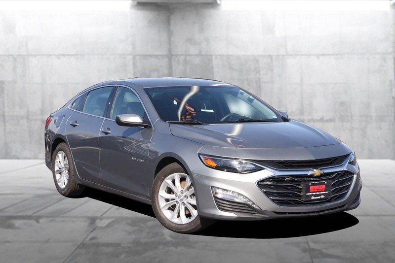 Chevrolet Malibu Vehicle Image 02