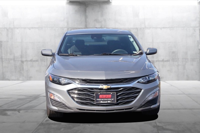 Chevrolet Malibu Vehicle Image 04