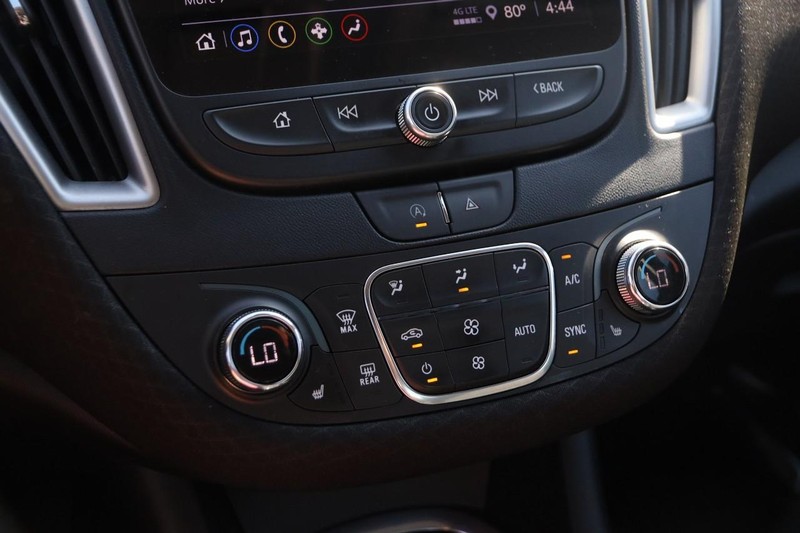 Chevrolet Malibu Vehicle Image 16