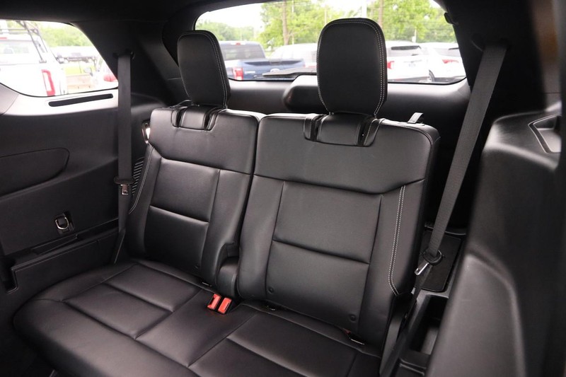 Ford Explorer Vehicle Image 12