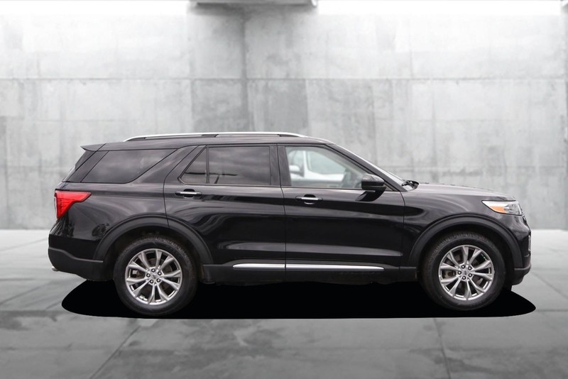 Ford Explorer Vehicle Image 05