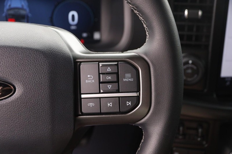 Ford F-150 Vehicle Image 12