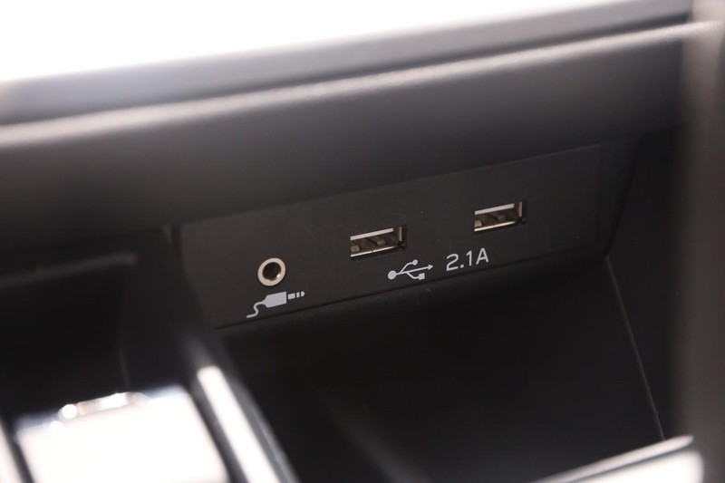 Subaru Outback Vehicle Image 17