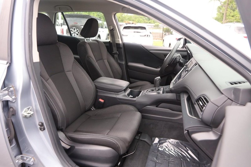 Subaru Outback Vehicle Image 23