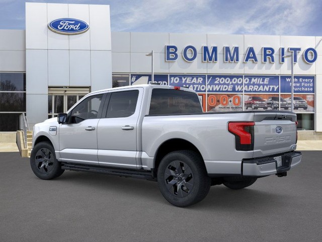 Ford F-150 Lightning Vehicle Image 04