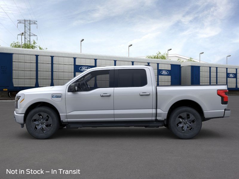 Ford F-150 Lightning Vehicle Image 03