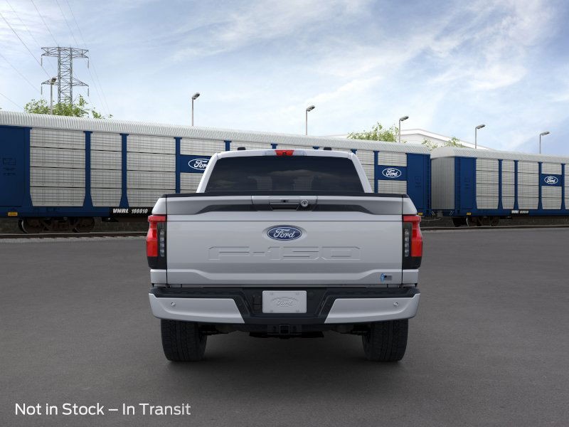 Ford F-150 Lightning Vehicle Image 05