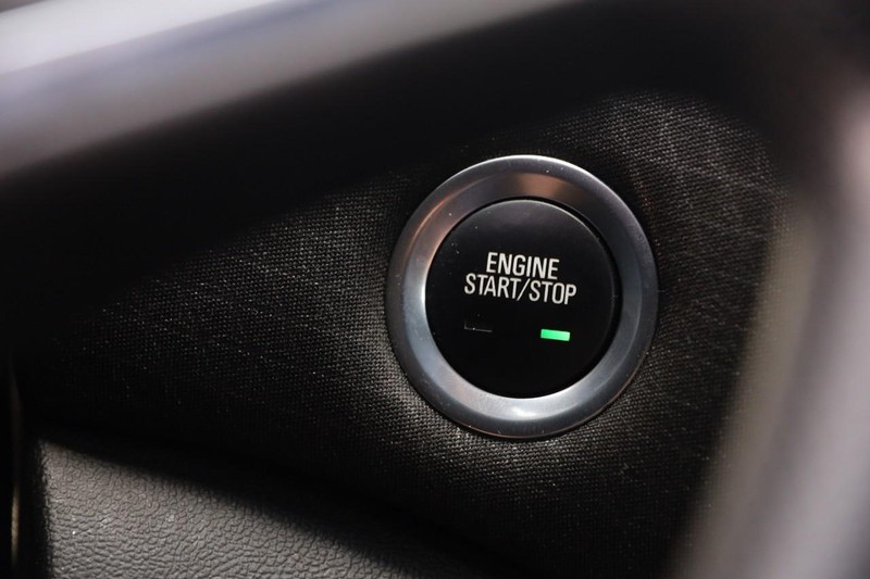 Chevrolet Malibu Vehicle Image 14