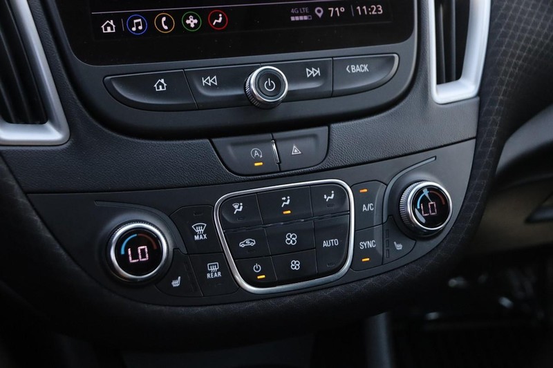 Chevrolet Malibu Vehicle Image 17