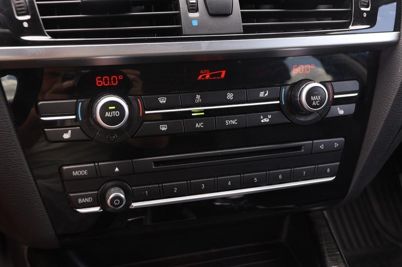 BMW X3 Vehicle Image 18