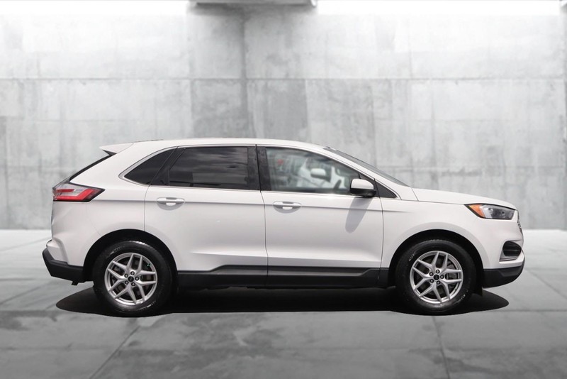 Ford Edge Vehicle Image 05