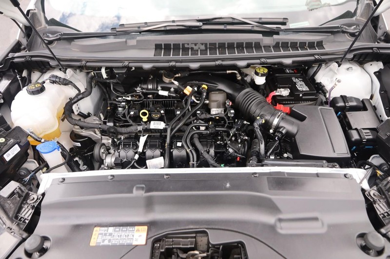 Ford Edge Vehicle Image 25