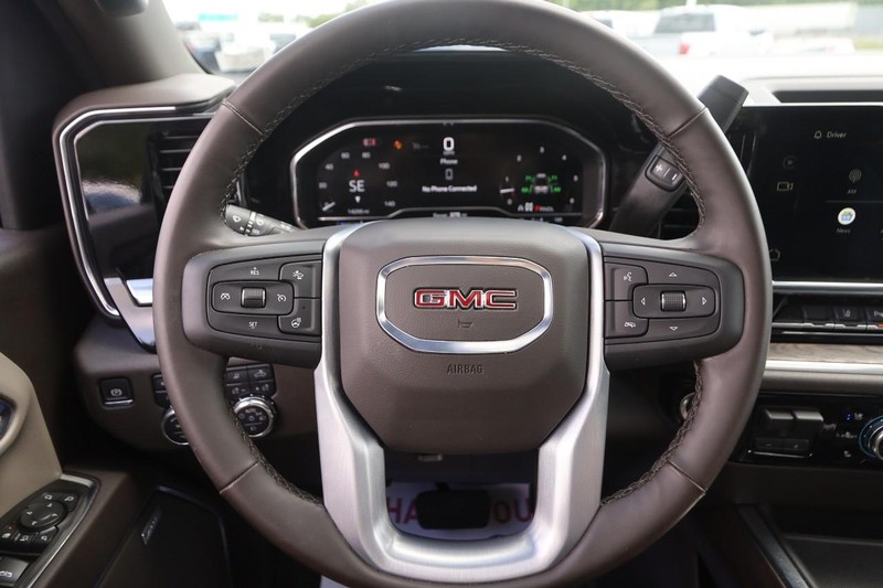GMC Sierra 2500HD Vehicle Image 11