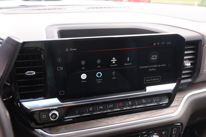 GMC Sierra 2500HD Vehicle Image 15