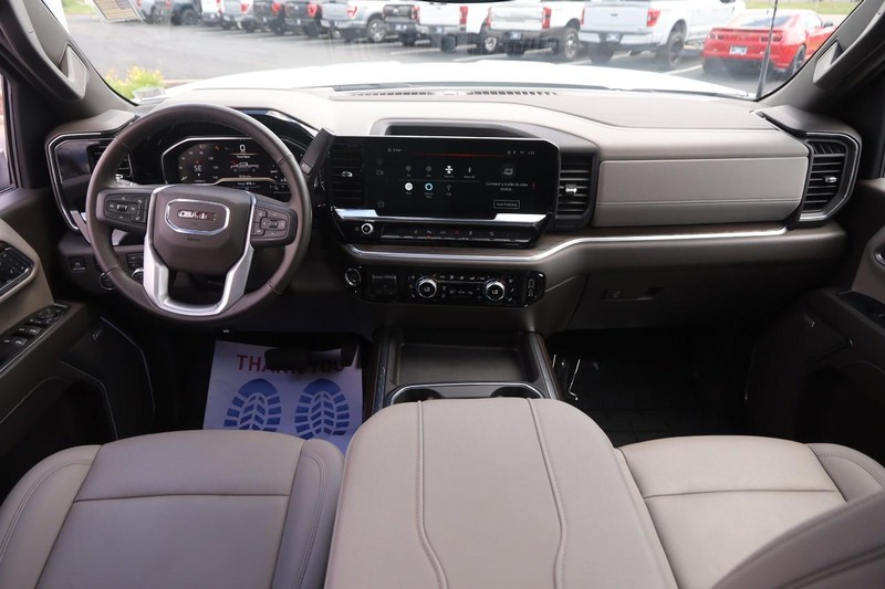 GMC Sierra 2500HD Vehicle Image 19