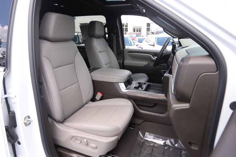 GMC Sierra 2500HD Vehicle Image 24