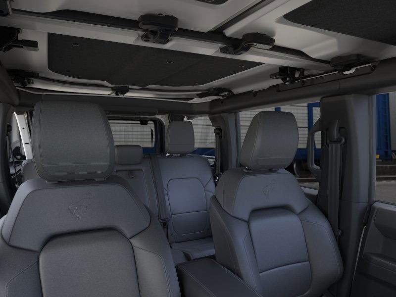 Ford Bronco Vehicle Image 12