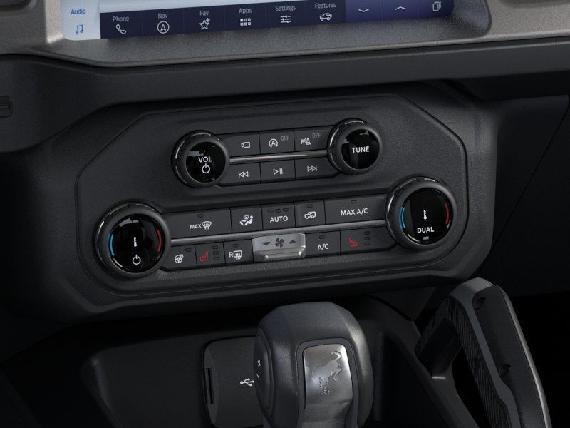 Ford Bronco Vehicle Image 16