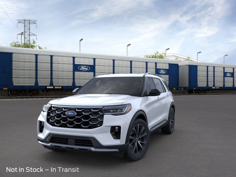 Ford Explorer Vehicle Image 02