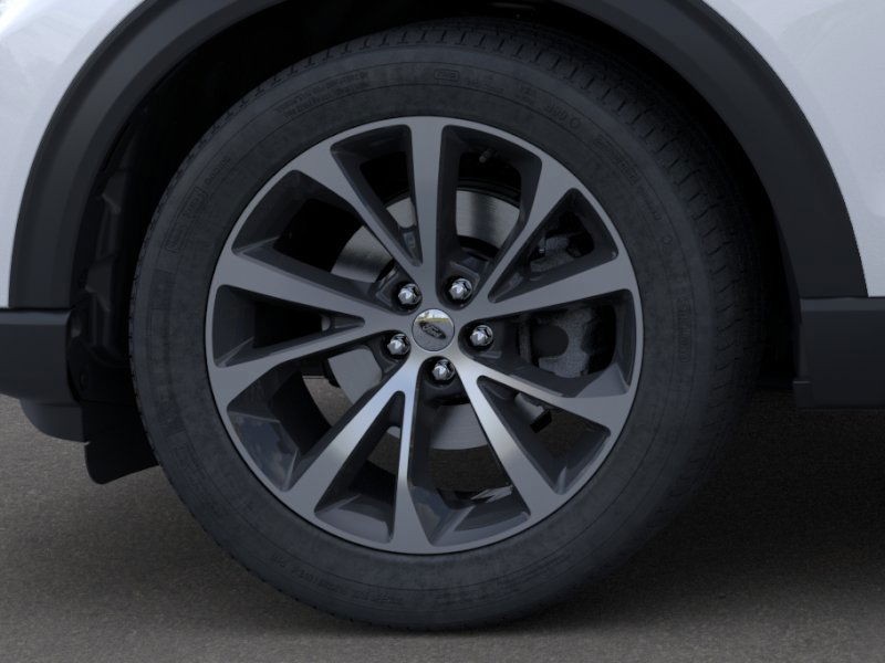 Ford Explorer Vehicle Image 19